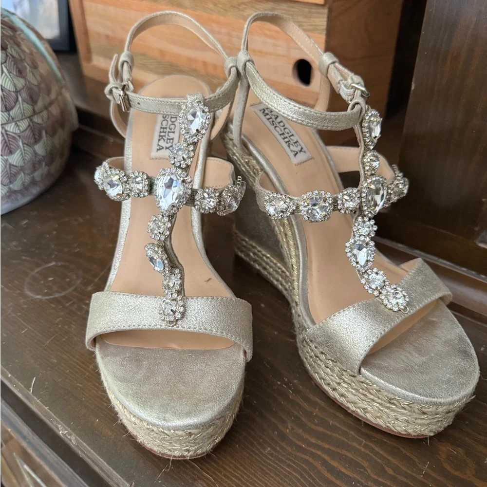 Badgley Mischka Women’s Coco Espadrille Wedge Sandal - Picture 8 of 10